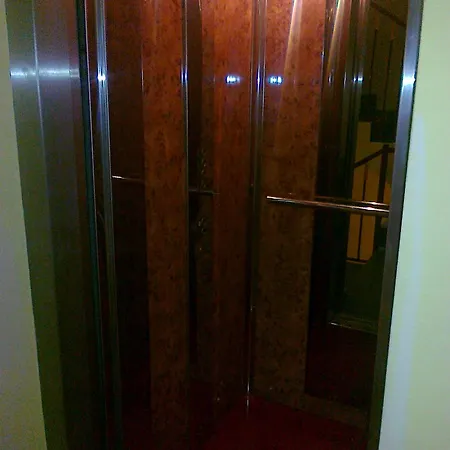 Sofia Family 호텔 3*